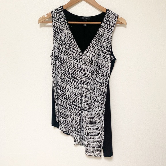 White House Black Market | Womens Black White Top - Picture 3 of 6